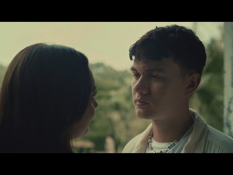 Video thumbnail for Mundur Perlahan