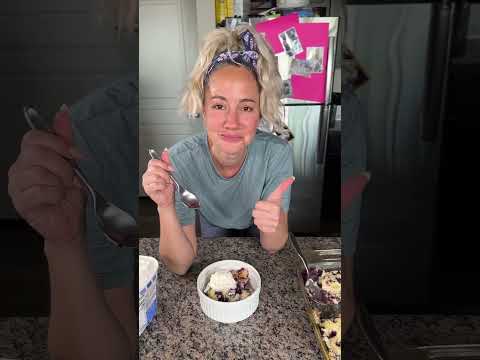 Easy blueberry cobbler!