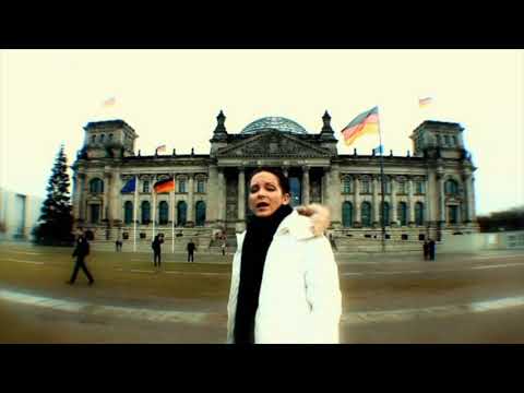 Dee Ex ...ich weiß: Nationalhymne