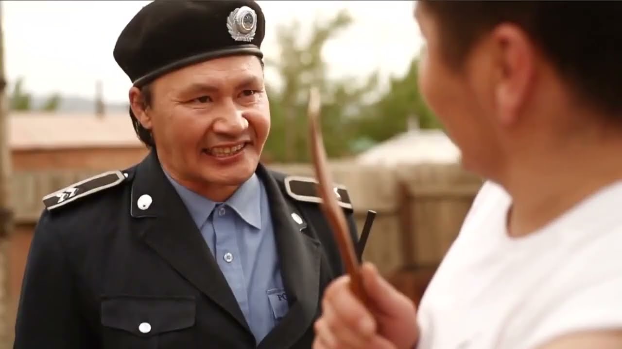 Аягүй тэнэг ээ трейлер