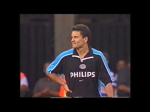 De Graafschap-PSV 2000/2001. Uitslag 2-0. Samenvatting inclusief interviews.