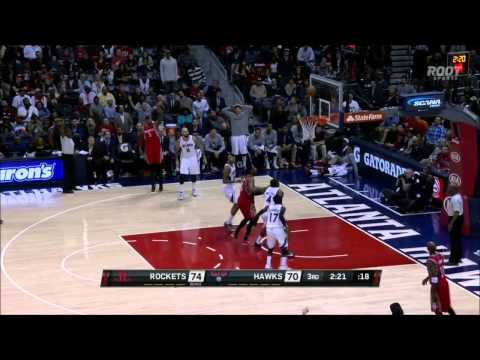 Hawks fans mock Josh Smith for missing a three... then it bounces in