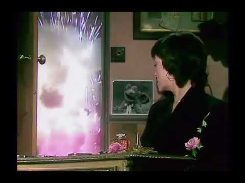 The Muppet Show - 218: Jaye P. Morgan - Cold Open (1978)