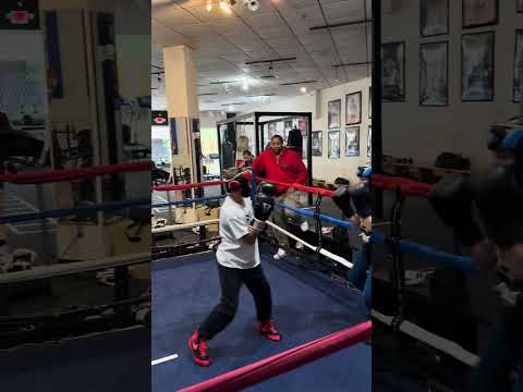 #boxing #mma #training #subscribe #viralshorts #sparring #rbs #romerosboxingschool