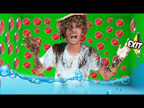 100 Mystery Buttons Only 1 Will Let you ESCAPE the BOX!