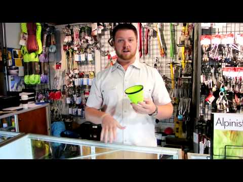 X-MUG REVIEW