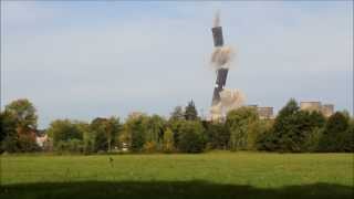preview picture of video 'Sprengung Schornstein Boxberg 06.10.2012'