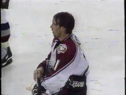 Adam Deadmarsh vs Kelly Buchberger