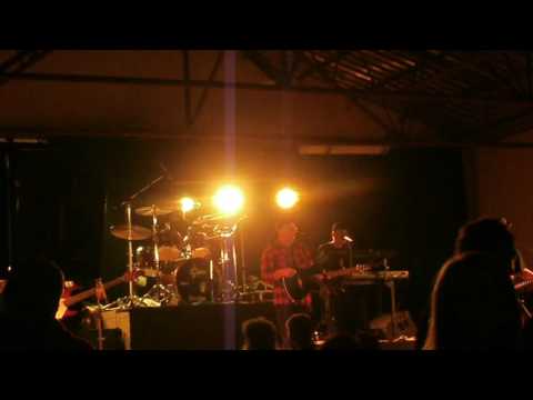 The Kredenc revival C.C.R. - MOLINA The Kredenc revival C.C.R.