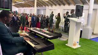 Download lagu Qhawe Ngxowa- Ezulwini ndibonizinkanyezi mp3 Download lagu Qhawe Ngxowa- Ezulwini ndibonizinkanyezi mp3
