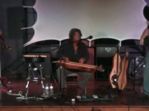 "Wellyn" by Robert Force - Performed by Bing Futch, Eric Elliott and Quintin Stephens