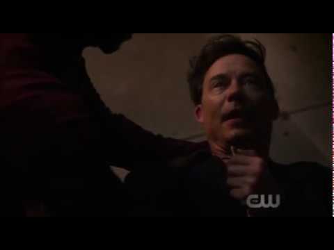 The Flash 3x23 Opening Scene Savitar kills HR