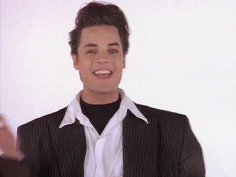 Nick Kamen – Loving You Is Sweeter Than Ever (Official Music Video)