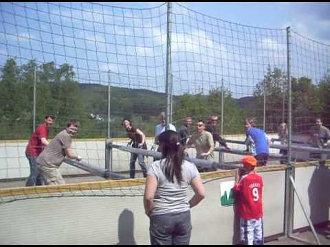 Menschenkicker @ Ahoij