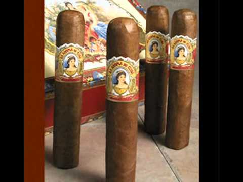 Beny Moré y su Banda Gigante / "Pongan Atención"