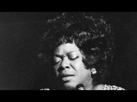 Sarah Vaughan ● Carnegie Hall 1973 ● The Jazz Archives