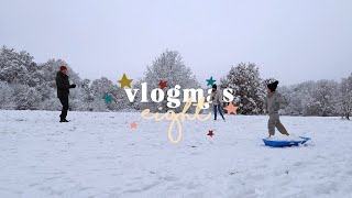 First Ever Vlogmas Snow Day | VLOGMAS