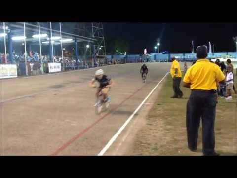 Lisandra Guerra wins the International Men & Women BMX