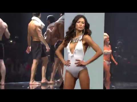 Calzedonia Summer Show 2018 Timeless White