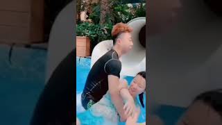 （新人）女性の容姿によってボディタッチ度合いが違いすぎる係員（塩対応過ぎるやつ）picky body touches③ #塩対応シリーズ#ウォータースライダー