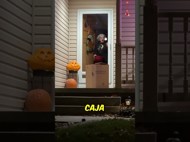 Vídeo relacionado con BESTYASH Zapatos Grandes para Cosplay de Halloween Talla Única Material Seguro y Resistente Accesorios para Disfraces de Fiesta y Espectáculo de Carnaval