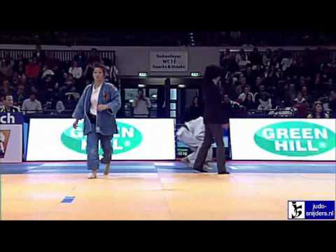 Judo 2010 Grand Prix Dusseldorf: Romy Tarangul (GER) - Lenariya Mingazova (KAZ) [-52kg].