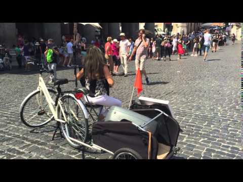 ARTISTI DI STRADA A ROMA IN PIAZZA NAVONA