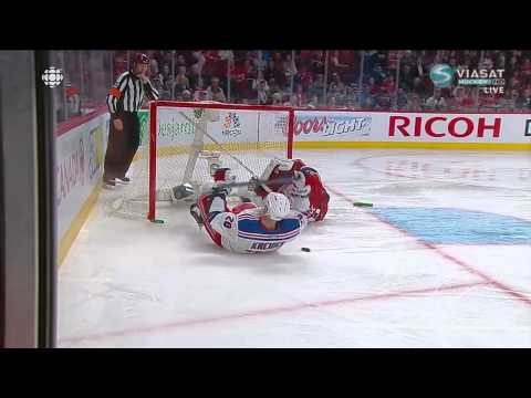 Chris Kreider Bowls into Carey Price