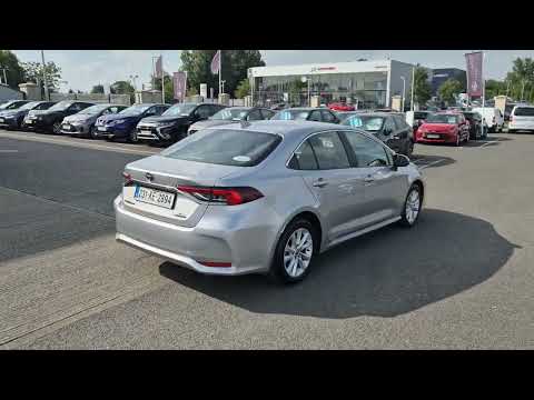 Toyota Corolla 1.8 HYBRID LUNA SALOON - Image 2