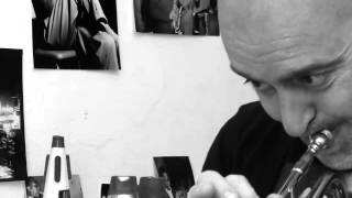 1956-10-26 when lights are low (theme and miles davis solo)