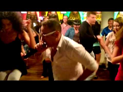 Salsa, reggaeton at Tiki-Bar with Gilberto Lamadriz 15.06.15