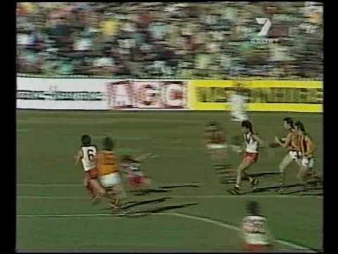 VFL R10 1982 - The Swans v Hawthorn