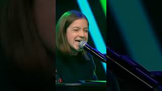 She's a Kid But She Has an ADULT'S Voice! #blindaudition #thevoice #shorts