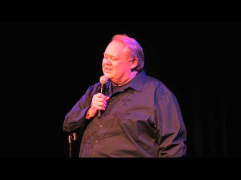 Louie Anderson Had His Stand Up Routine Interrupted By Someone's Alarm. What Happened Next Was A Masterclass In Improvisation