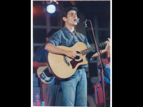 Video thumbnail for Πετάω Πέτρες (Petao Petres)