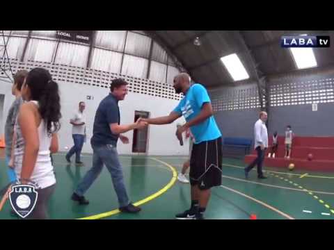 ESCOLINHA DE BASQUETE LABA