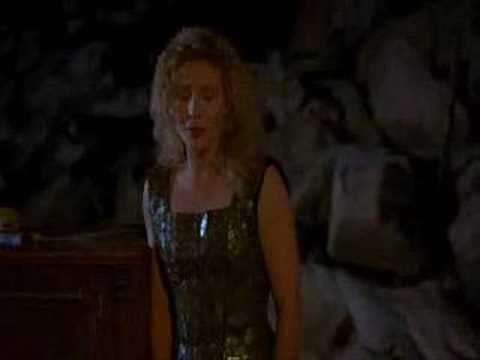 Until the End of the World (Wim Wenders)- Musical scenes