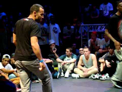 Bruce Ykanji vs Kefton battle : Summer Dance Hip Hop 4ever 2011 (Amsterdam / Paradiso)