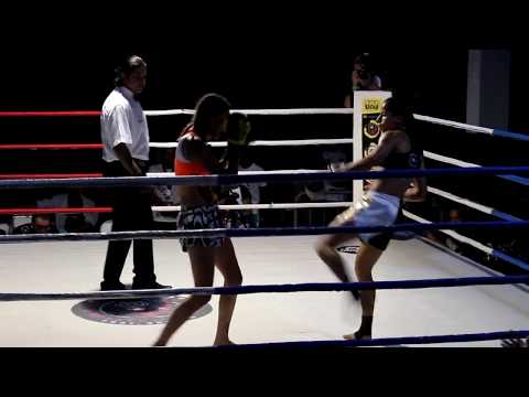 Nágila Goku (Chute Boxe) X Débora Jane (Koy)