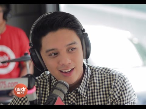 Tim Pavino sings "Maybe" (King) on Wish 107.5 Bus