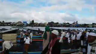 preview picture of video 'Sholat idul fitri di mesjid jamia'tuttaqwa jantur'