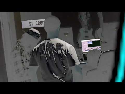 NoochStraws ft Skerb - Ain’t me