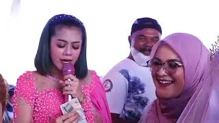 Download lagu Bajidor Oray welang, Ade Astrid@ mp3 Download lagu Bajidor Oray welang, Ade Astrid@ mp3