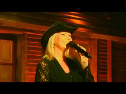 Chantel Williams  Sings Delta Dawn; South Africa