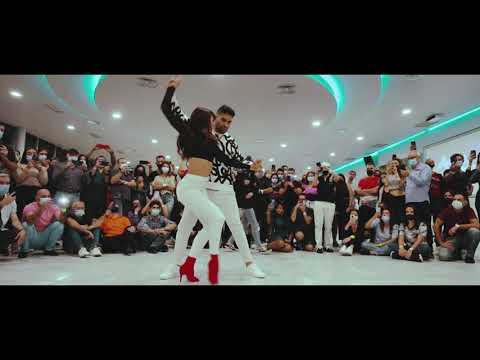 #BACHATA C. Tangana, Nathy Peluso - Ateo / bailando  Marco y Sara bachata style Portugal 2021