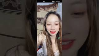 Download lagu beautiful khmer girl live mp3 Download lagu beautiful khmer girl live mp3