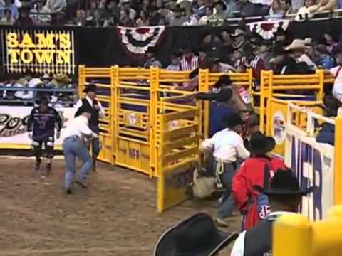 Greg Potter - 03 NFR, Rd 2 (92 pts)
