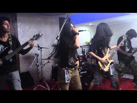 GRiMMoRTaL - Unanswered [Suicide Silence Cover] (Live @ EMF 3, Pune)