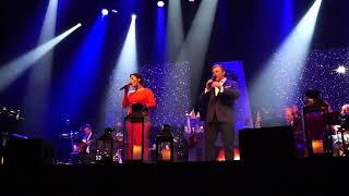 Stig Rossen og Jasmin Gabay synger EN STJERNE SKINNER I NAT (Olinerne)