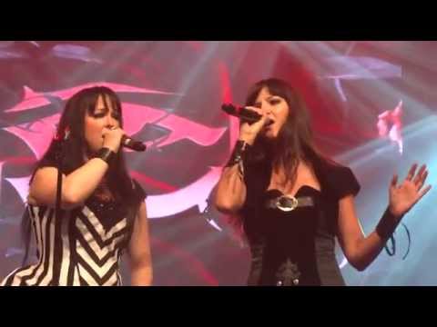 Dark Sarah ft Zuberoa Aznárez - Memories Fall live @ Metal Female Voices Fest 2014